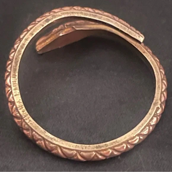 Very detailed solid copper snake ring and snake pattern earrings - Picture 7 of 11